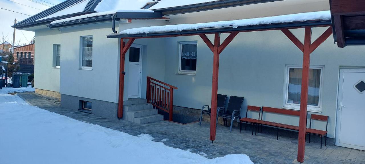 Ubytovanie Petra Spišské Tomášovce Esterno foto